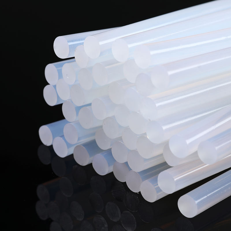 Náplně do tavné pistole – lepicí tyčinky 7mm/26cm