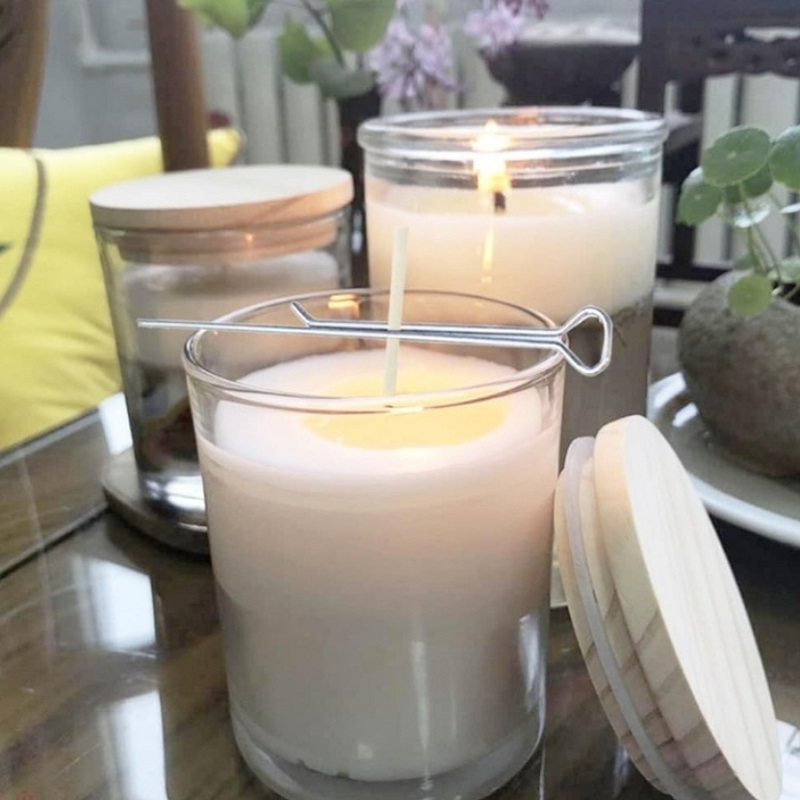 Kovový držák svíčkového knotu - SPONA